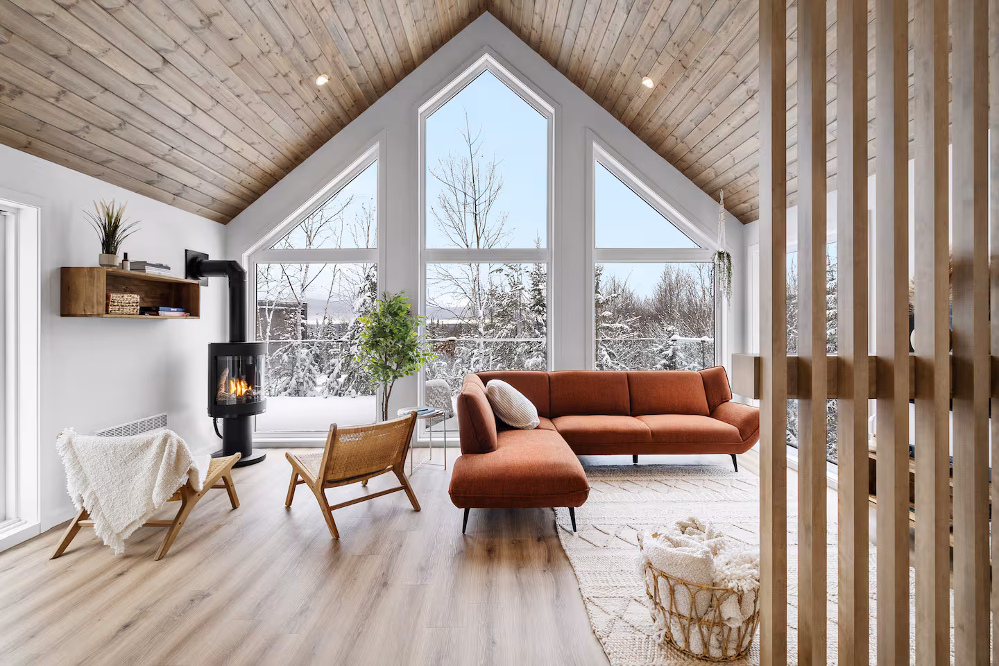 Équipe employés charpentiers menuisiers 